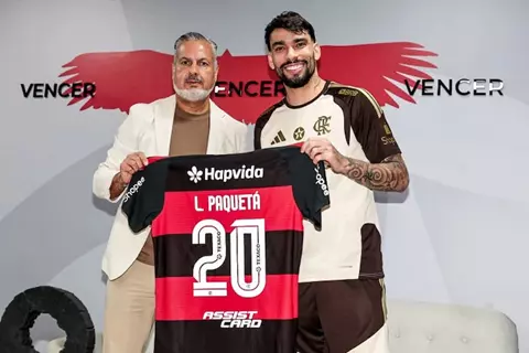 "عاد إلى المنزل".. باكيتا يوقع مع فلامنجو حتى 2030 رسميا
